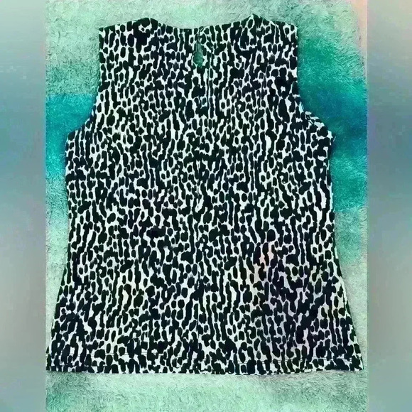 š„Calvin Klein Tank blouseš„ - Picture 2 of 5